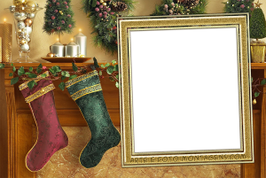 Moldura Natal - Lareira Meias Lareira Natal, meias penduradas, moldura retangular, fundo sala.