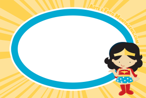 Moldura Personagens - Liga Da Justica Mulher Maravilha Baby Mini Mulher Maravilha chibi, moldura oval branca borda azul, fundo amarelo raios sol.
