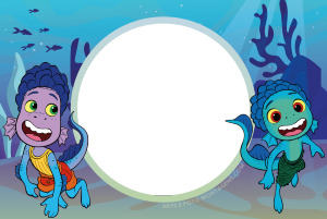 Moldura Personagens - Luca Alberto Luca e Alberto monstros marinhos, moldura circular borda verde clara, fundo subaquático.