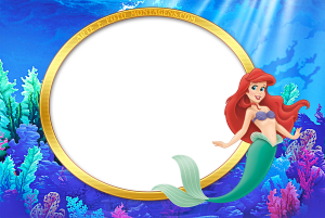 Moldura Personagens - Princesa Ariel Ariel Pequena Sereia nadando, moldura oval preta borda dourada, fundo subaquático corais.